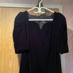 Cachet by Bari Protas black velvet cocktail dress